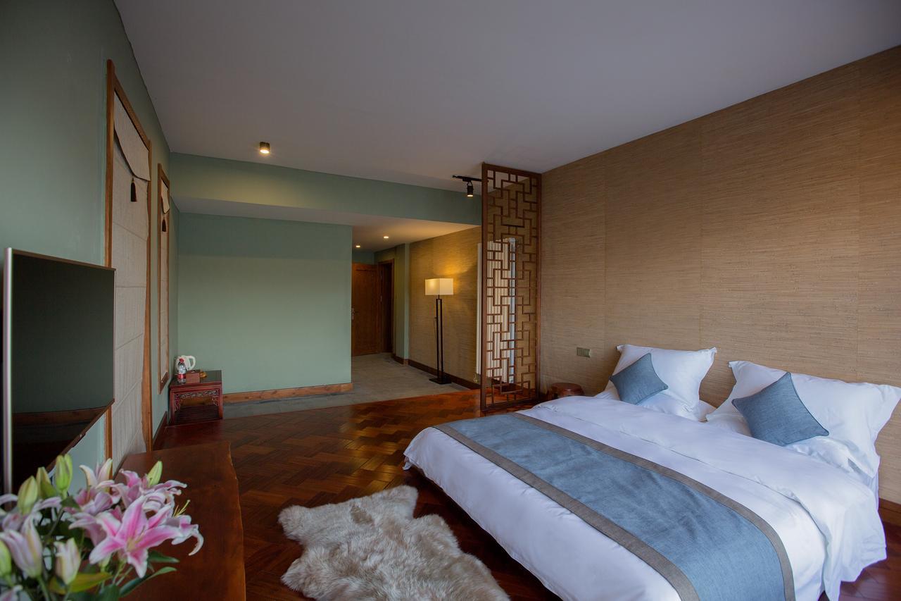 Walden Lugu Lake Zen Retreat Ninglang Yi Exterior photo